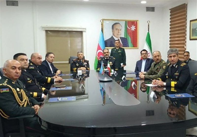 دریادار ایرانی با وزیر دفاع و فرمانده نیروی دریایی آذربایجان دیدار کرد