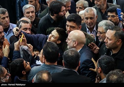 حضور محمدباقر قالیباف رئیس مجلس شورای اسلامی در نماز جمعه شهرستان اسلامشهر و گفت‌گوی چهره به چهره با مردم