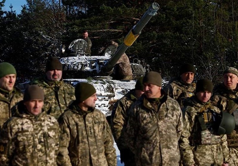 تحولات اوکراین| ناامیدی از تصویب کمک به کی‌یف در کنگره/ هرج و مرج در صفوف نظامیان اوکراینی
