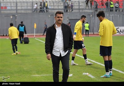  مدیرعامل استقلال خوزستان: همچنان از پورموسوی حمایت می‌کنیم/ خوب بازی کردن دیگر دردی را دوا نمی‌کند 