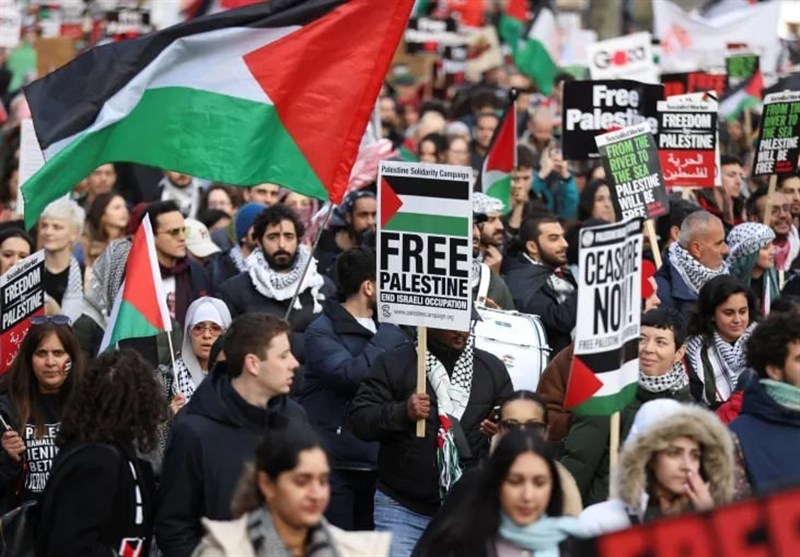 Thousands Rally in London Calling for Gaza Ceasefire - World news ...