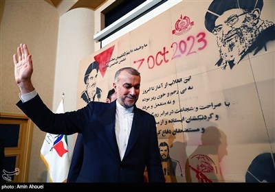 Глава МИД Ирана в Тегеранском университете