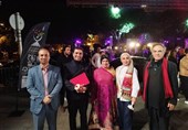 ماجرای حضور امین زندگانی و الهام حمیدی در تونس/ خواننده مشهوری که با گروه زورخانه «عصر جدید» همراهی کرد