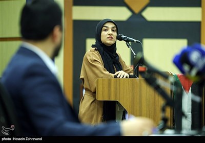نشست دانشجویی با حضور سخنگوی دولت