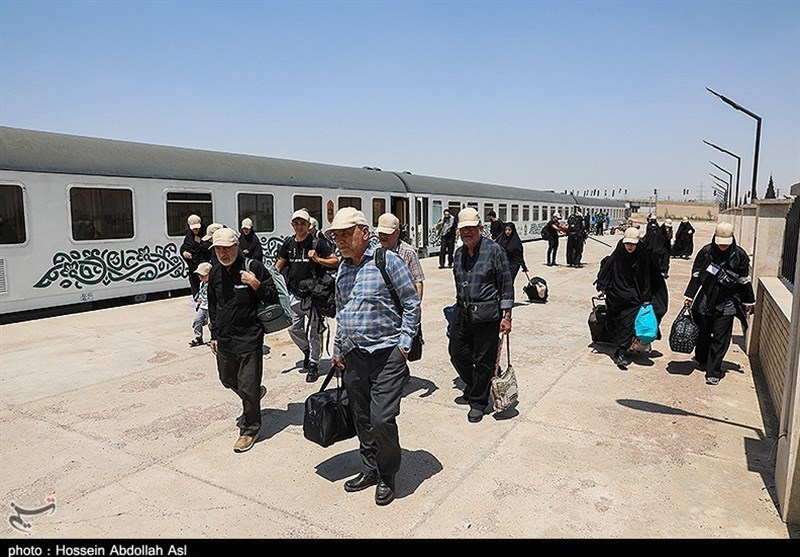 Mixed Trains between Tehran-Karbala Launched