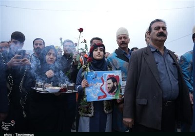  تشییع شهدای گمنام در ۲ شهر لرستان/ مردم خوشنامان وطن را در آغوش گرفتند + تصاویر 