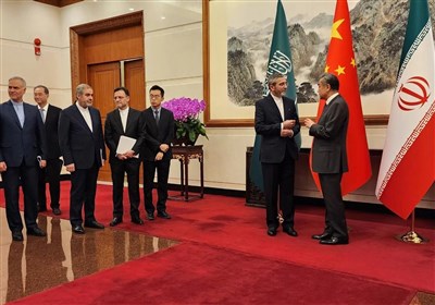  رایزنی باقری با وزیر خارجه چین در خصوص تعاملات دوجانبه و وضعیت غزه 