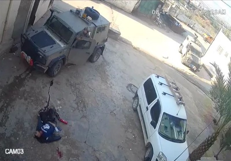 Israeli Soldiers Filmed &apos;Executing’ Palestinian Civilians (+Video)