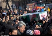 تشییع پیکر 7 شهید گمنام در کرمانشاه