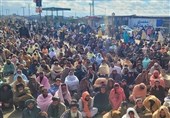 معترضین محدودیت تردد نهادهای دولتی در شهرک مرزی «چمن» را تعطیل کردند