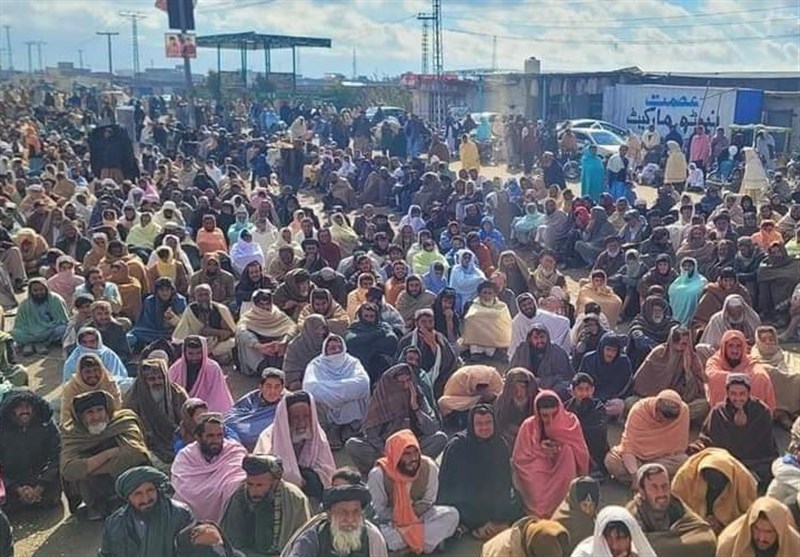 معترضان محدودیت تردد: اسلام‌آباد خواسته‌های ما را نپذیرد دست به نافرمانی می‌زنیم