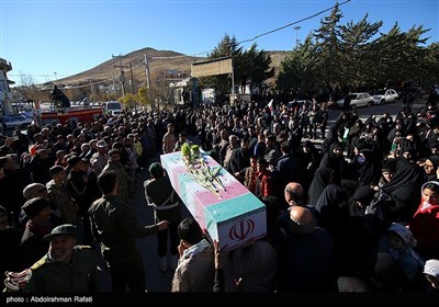 مراسم تشییع شهید گمنام در روستای علیصدر همدان