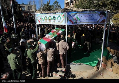 مراسم تشییع شهید گمنام در روستای علیصدر همدان