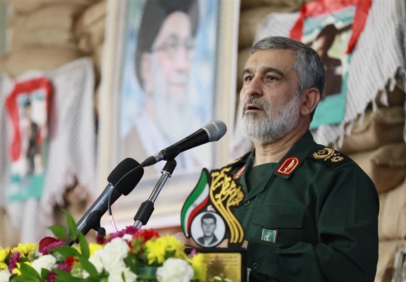 İranlı Komutan: Uzay ve Füze Alanında İlerliyoruz