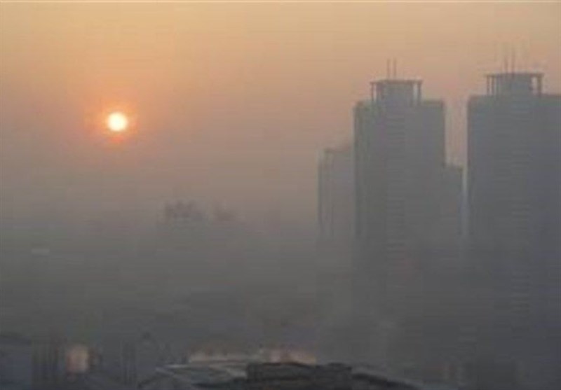 برگزاری جلسه کمیته اضطرار آلودگی هوا/ احتمال غیرحضوری شدن مدارس در روز دوشنبه ۱۱ دی