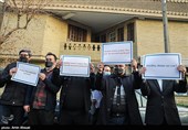 تجمع اعتراضی علیه حکم &quot;حمید نوری&quot; مقابل سفارت سوئد