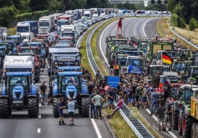  اعتراضات مجدد کشاورزان آلمانی علیه سیاست‌های ریاضتی دولت 