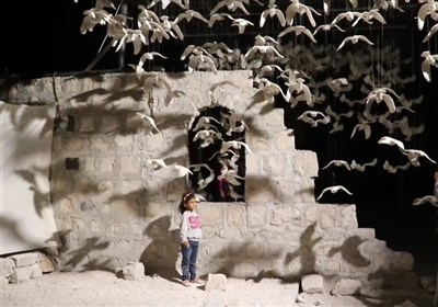 نمایشگاه هنری میدان الحطب سوریه، نمایش عشق به زندگی و نفرت از جنگ