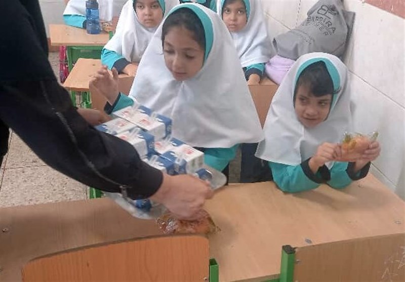 توزیع شیر بین 173 هزار دانش‌آموز کردستانی پس از 6 سال وقفه