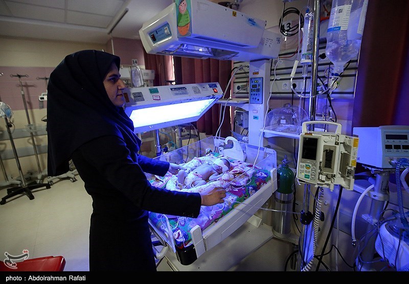 فعالیت 270000 پرستار در ایران/ نیاز به جذب سالانه 15000 پرستار برای جبران کمبود نیرو