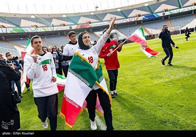 تشییع پیکر ملیکا محمدی در ورزشگاه آزادی