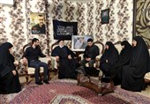 حضور رئیس جمهور در منزل سردار شهید سیدرضی موسوی