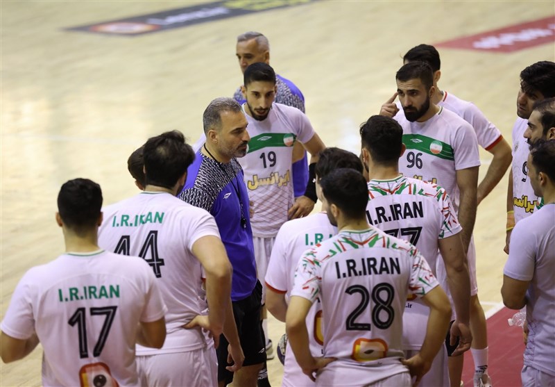 Iran Defeats Russia in Handball Tournament