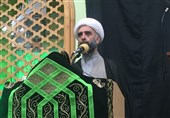 امام جمعه موقت بوشهر: دشمن، از شهید سلیمانی بیشتر از سردار قاسم سلیمانی هراس دارد