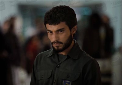  اختصاصی| گریم متفاوت بازیگر «زخم کاری» در نقش شهید مجید بقایی 