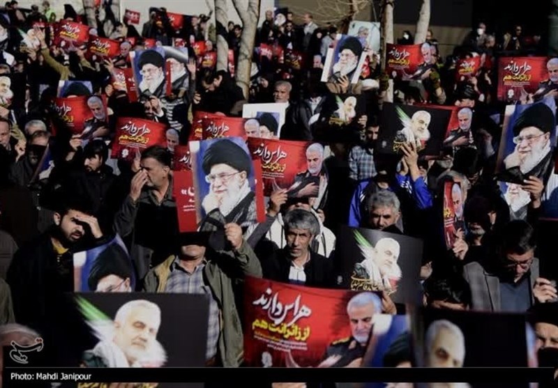 راهپیمایی مردم اصفهان در محکومیت جنایت تروریستی کرمان + فیلم و تصاویر