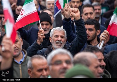 راهپیمایی مردم کرمانشاه در محکومیت حمله تروریستی کرمان 