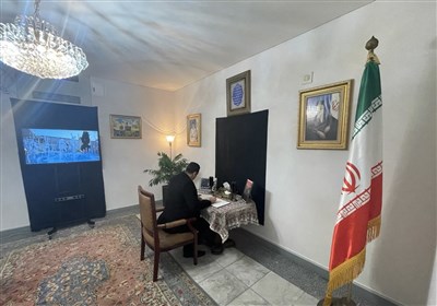  امضای دفتر یادبود شهدای کرمان در سفارتخانه‌های ایران نزد کشورهای مختلف+عکس 