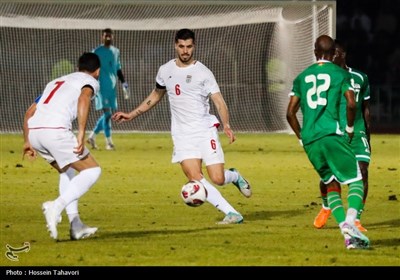 دیدار تیمهای فوتبال ایران و بورکینافاسو