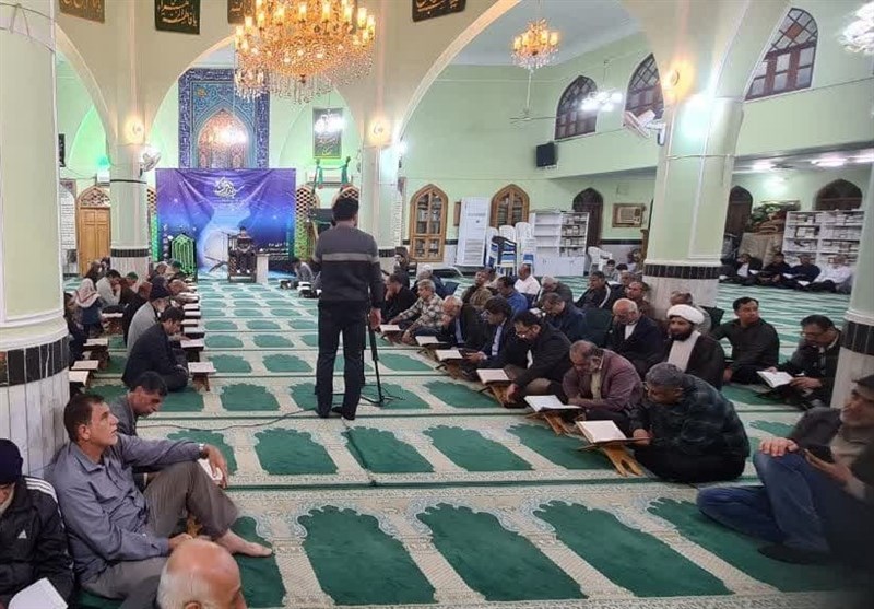 برگزاری محفل قرآنی به مناسبت شهدای حادثه تروریستی کرمان در بوشهر + تصویر