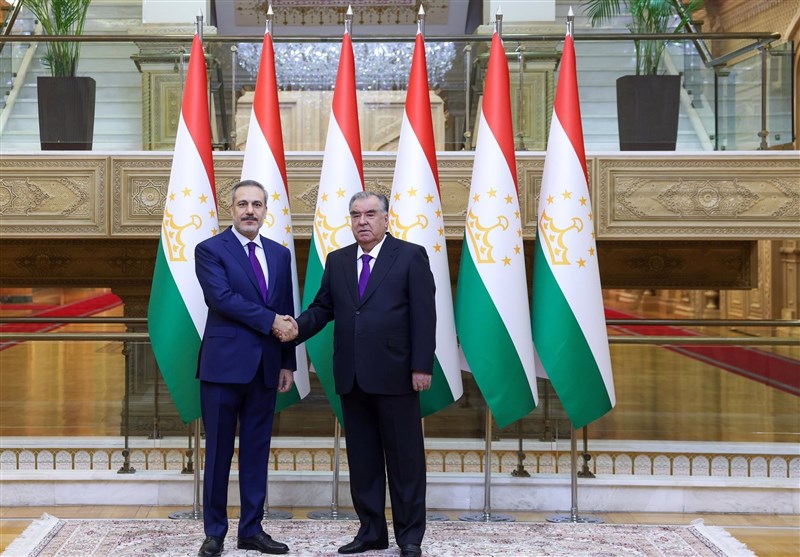 سفر وزیر خارجه ترکیه به قرقیزستان و تاجیکستان