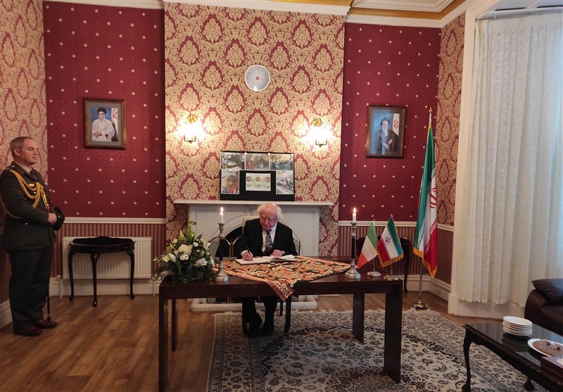 رئیس جمهور ایرلند با حضور در سفارت ایران حادثه تروریستی کرمان را محکوم کرد