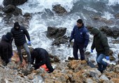 غرق شدن یک قایق حامل پناهجویان با 2 قربانی در سواحل یونان