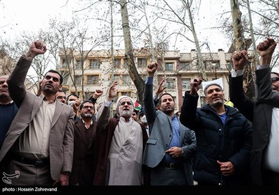 تجمع حقوقدانان انقلابی مقابل دفتر سازمان ملل در تهران