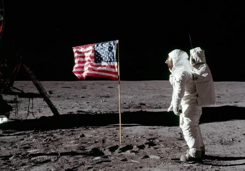 تاریخ بازگشت انسان به ماه تغییر کرد