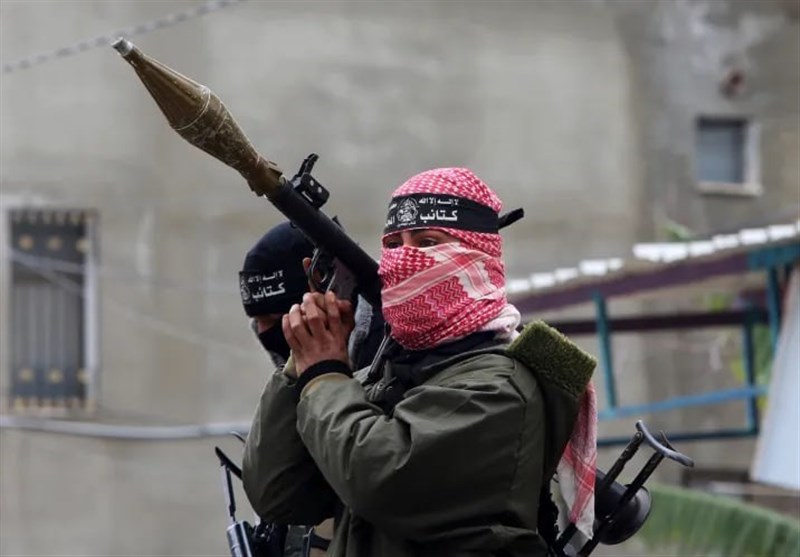 Palestinian Resistance Launches &apos;Massive Salvo&apos; of Projectiles into Israeli Occupied Territories