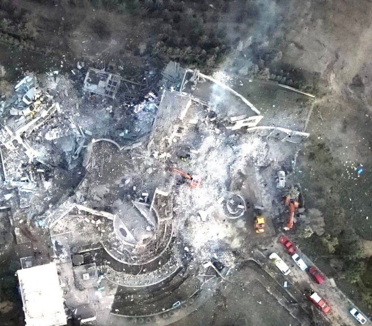 عکس هوایی از مقر نابود شده موساد در اربیل پس از حمله موشکی سپاه - بلادنیوز