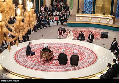 حضور شیخ ابراهیم زکزاکی رهبر شیعیان نیجریه در برنامه تلویزیونی حسینیه معلی