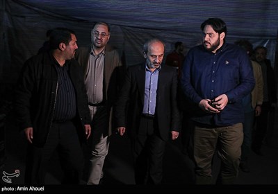 پشت صحنه برنامه تلویزیونی حسینیه معلی با حضور پیمان جبلی رئیس سازمان صدا و سیما
