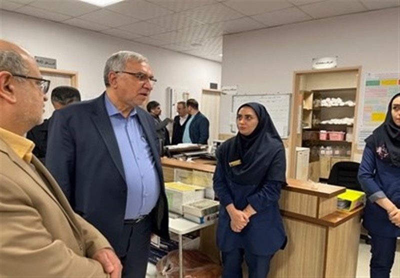 بازدید وزیر بهداشت از نحوه خدمت‌رسانی بیمارستان امام خمینی(ره) فیروزکوه