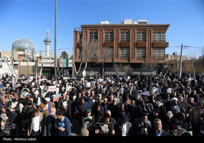 تجمع مردمی در حمایت از اقدامات سپاه در اصفهان