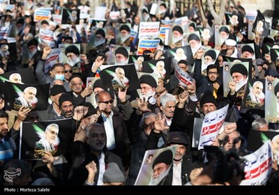 تجمع مردمی در حمایت از اقدامات سپاه پاسداران در اصفهان
