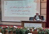 حاجی‌صادقی: عدم شرکت در انتخابات‌ دست‌بوسی آمریکاست