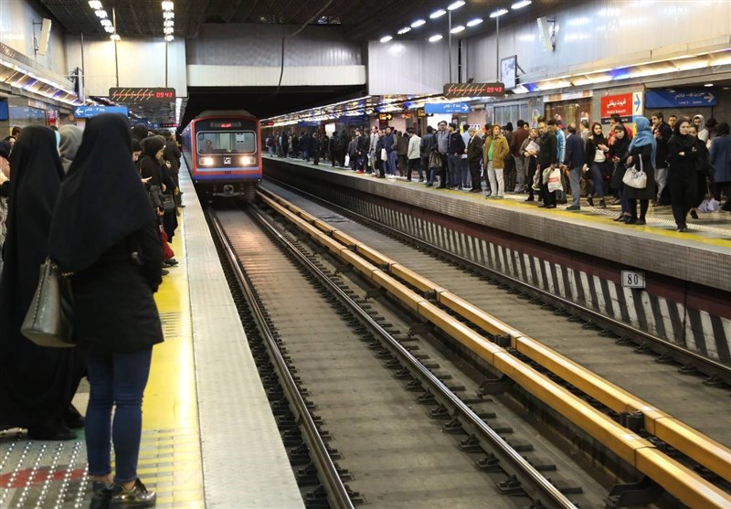آمار مسافران با افزایش برودت هوا افزایش یافت؛ افزایش 100000 نفری مسافران مترو