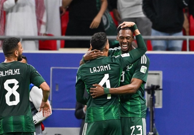 جام ملت‌های آسیا| صعود عربستان به یک هشتم نهایی با غلبه بر رقیب 9 نفره