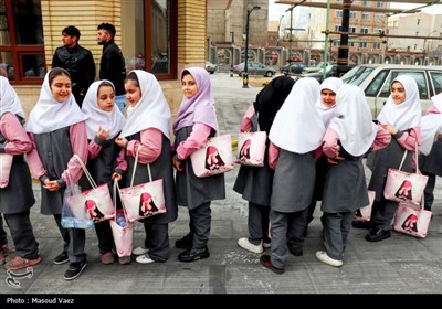 جشن تکلیف پنج هزار نفری دختران دانش آموز تبریزی